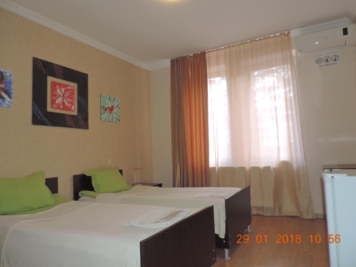Alma-Ata Hotel Borjomi Ngoại thất bức ảnh