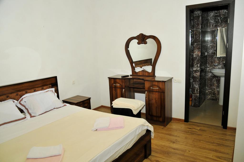 Alma-Ata Hotel Borjomi Phòng bức ảnh