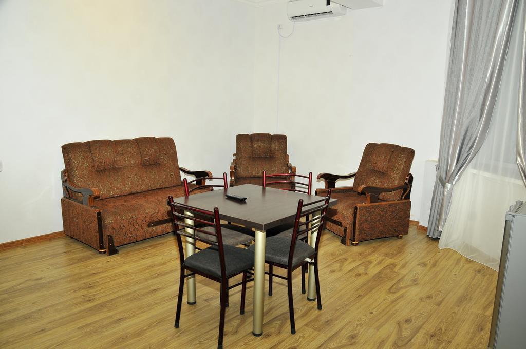 Alma-Ata Hotel Borjomi Phòng bức ảnh