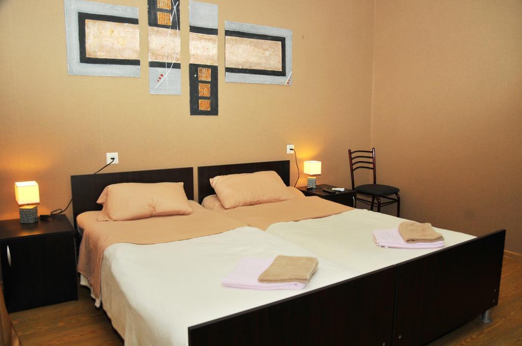 Alma-Ata Hotel Borjomi Phòng bức ảnh