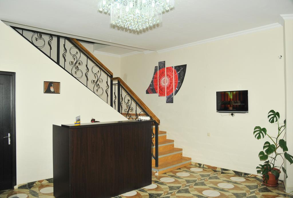 Alma-Ata Hotel Borjomi Ngoại thất bức ảnh